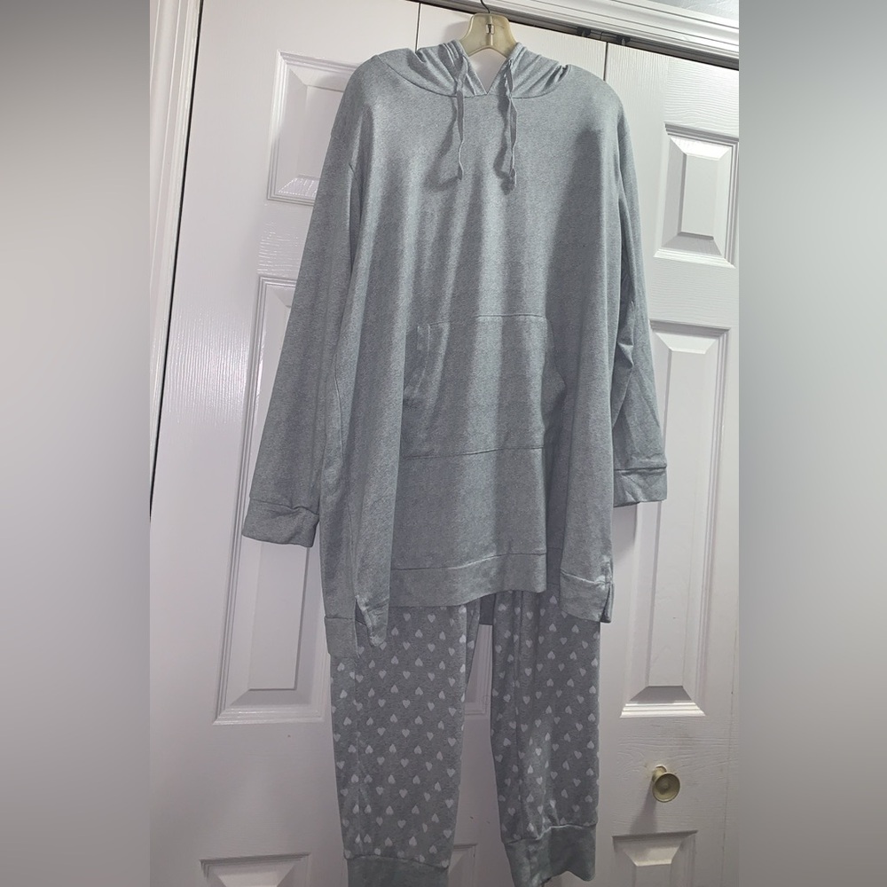 Women’s lounge wear bottom and top gray hooded top XL